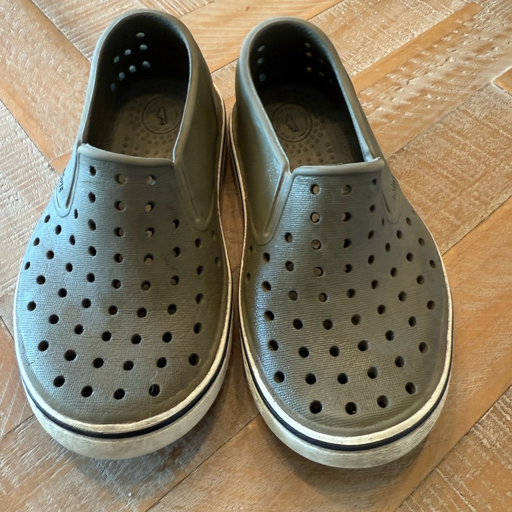 Native Shoes Kids Slip-On in Olive and White 9c